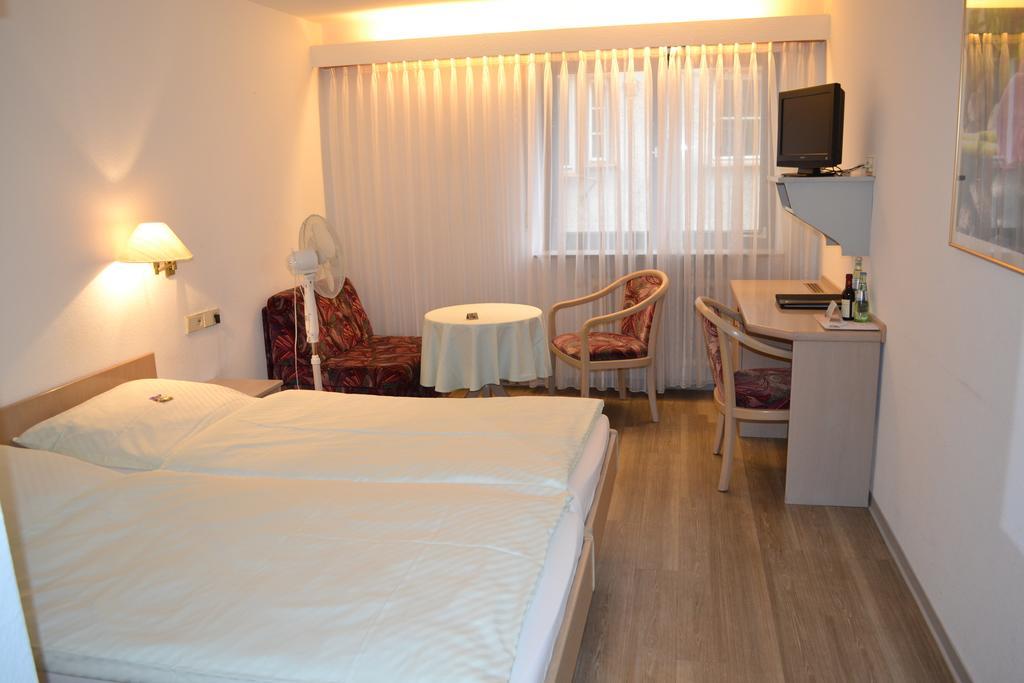 Hotel Hospiz Тюбінген Номер фото